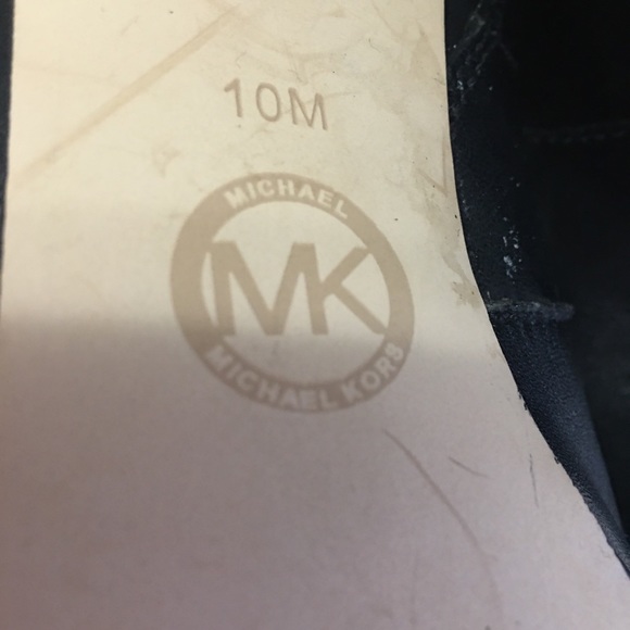 MICHAEL KORS Leather Platform Ankle Booties - Picture 5 of 6